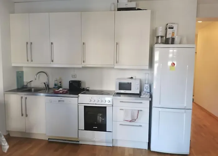 1-bedroom In Heart Of The דירה